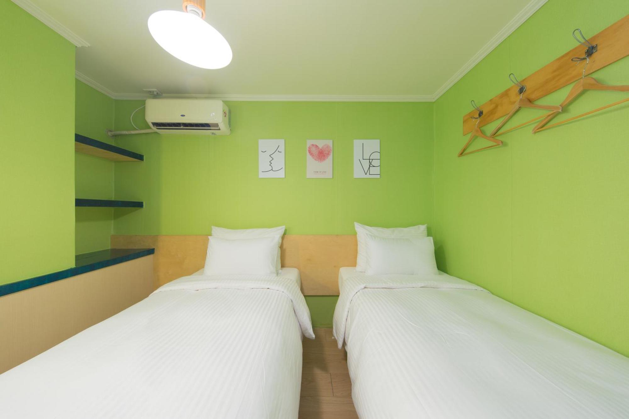 แทรเวล มอนส์เตอร์ สเตย์ Hotel โซล ภายนอก รูปภาพ