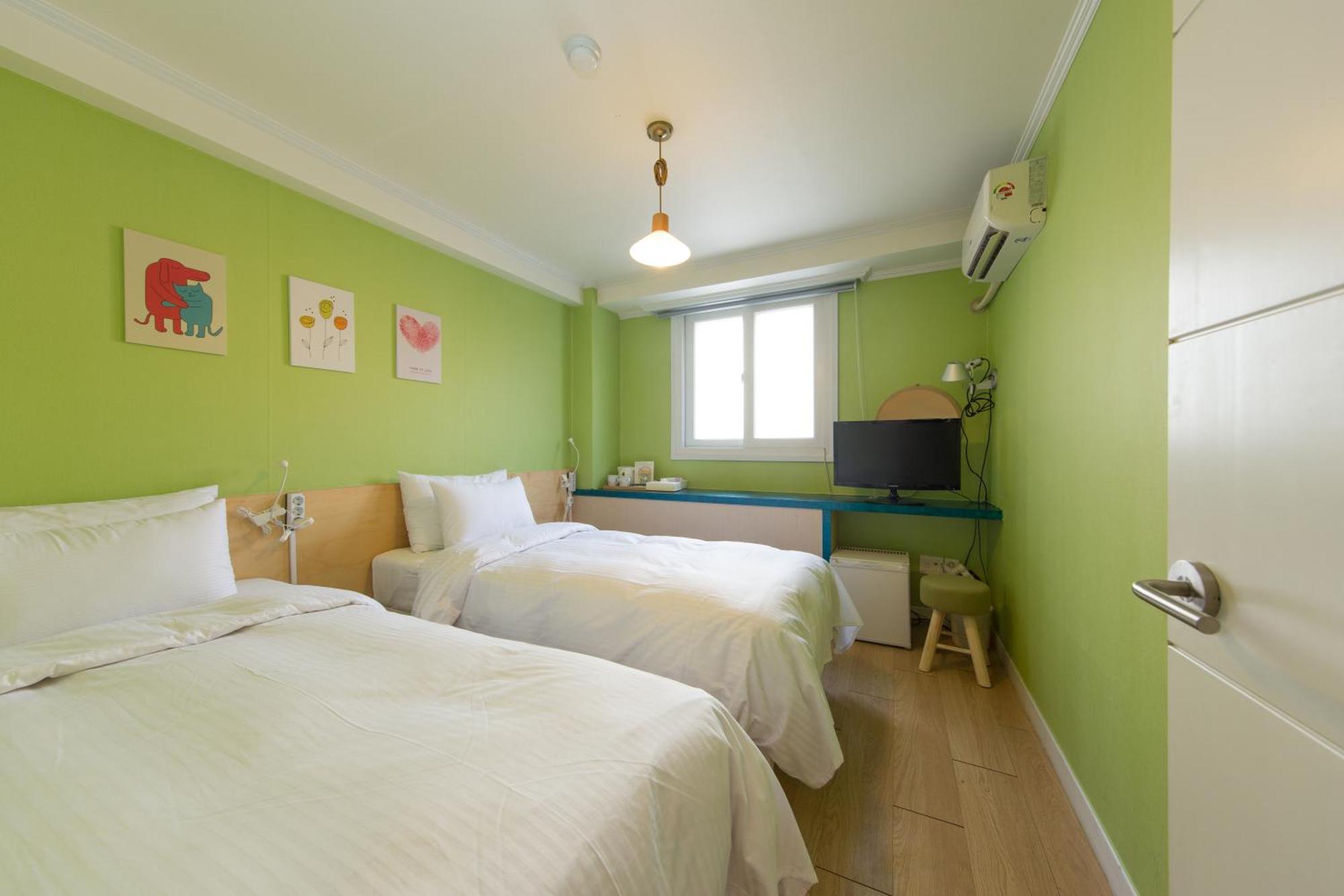 แทรเวล มอนส์เตอร์ สเตย์ Hotel โซล ภายนอก รูปภาพ