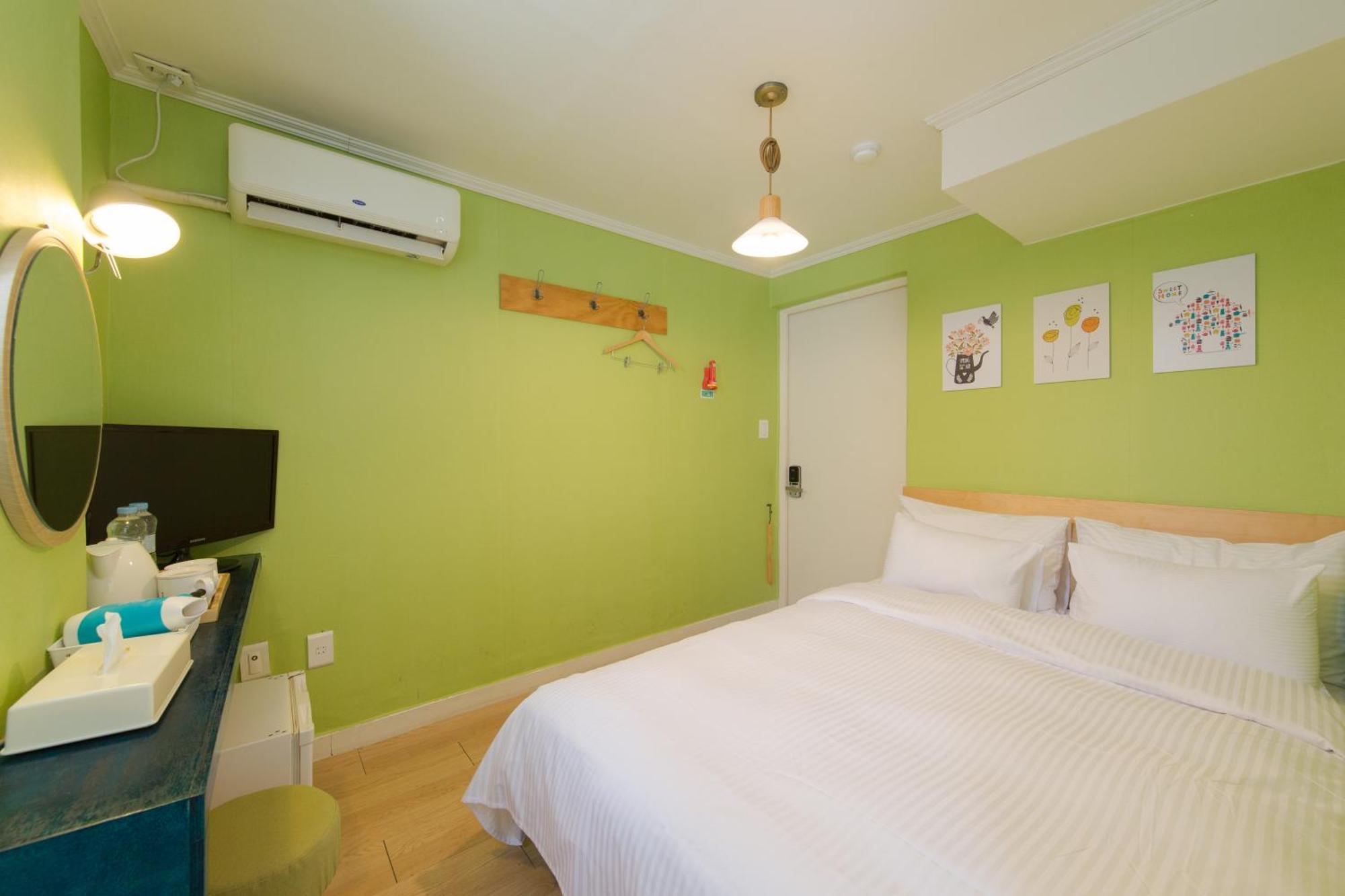 แทรเวล มอนส์เตอร์ สเตย์ Hotel โซล ภายนอก รูปภาพ